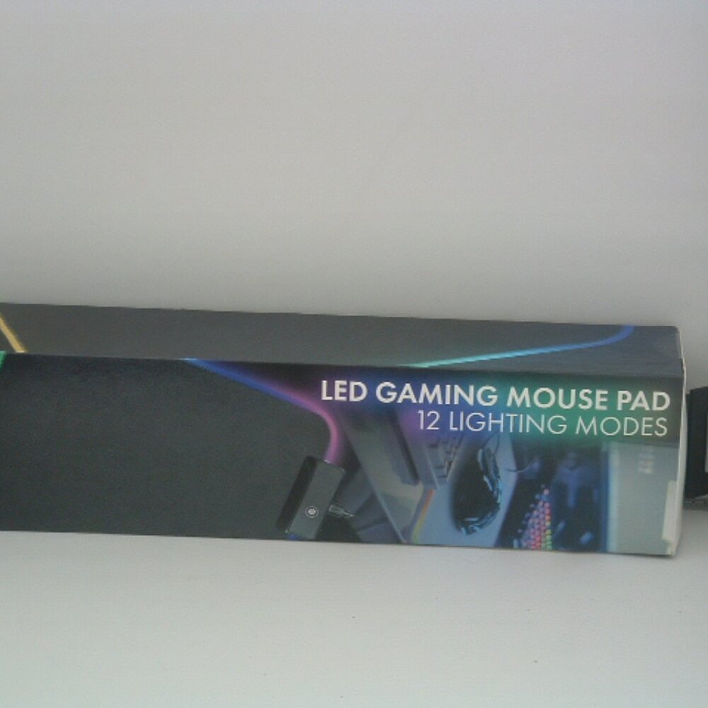 Vivitar LED Gaming Gaming Mouse Pad LU735S